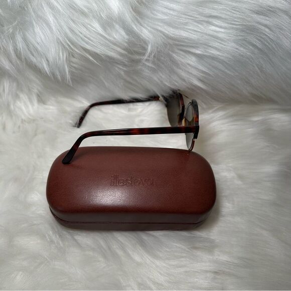 Illesteva Milan III Sunglasses main image 10